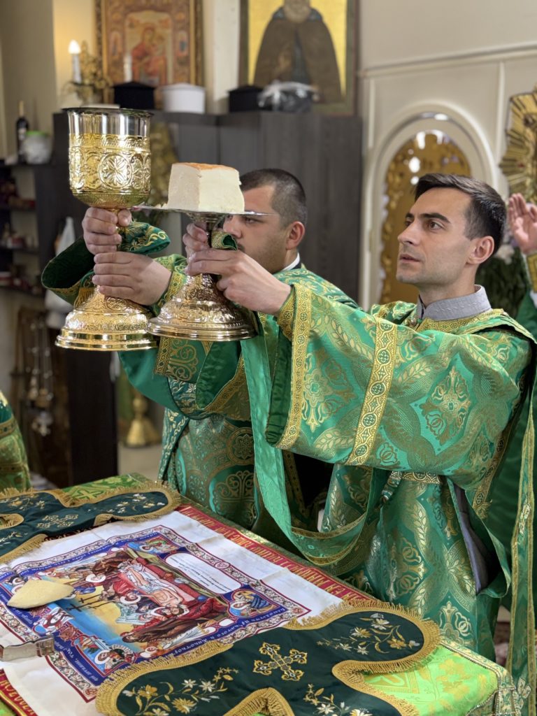 Храмовий день першого Престолу Преподобного Серафима Саровського.