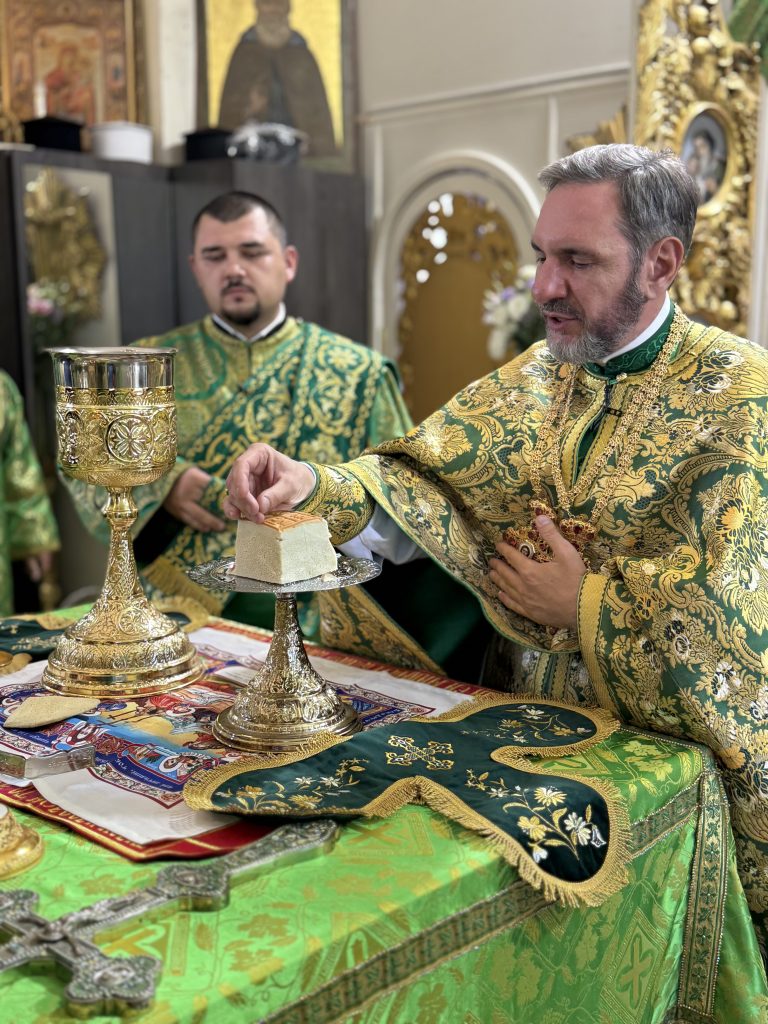 Храмовий день першого Престолу Преподобного Серафима Саровського.