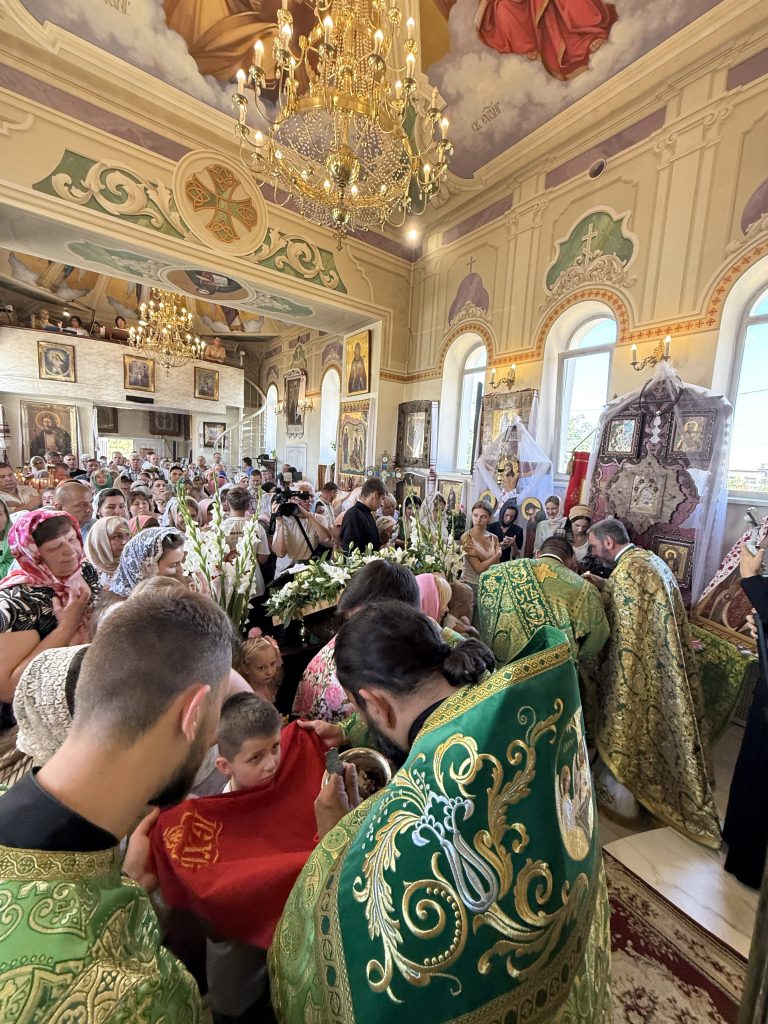 Храмовий день першого Престолу Преподобного Серафима Саровського.