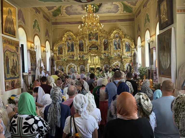 Храмовий день першого Престолу Преподобного Серафима Саровського.
