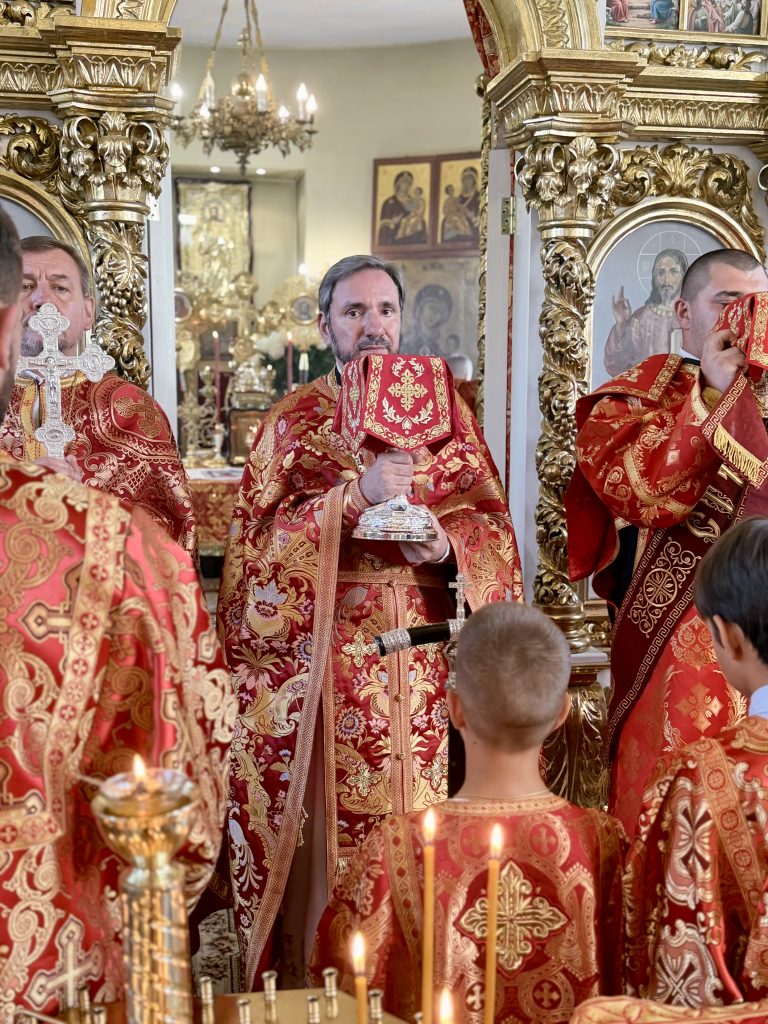 Усікновіння чесної глави Іоана Хрестителя.