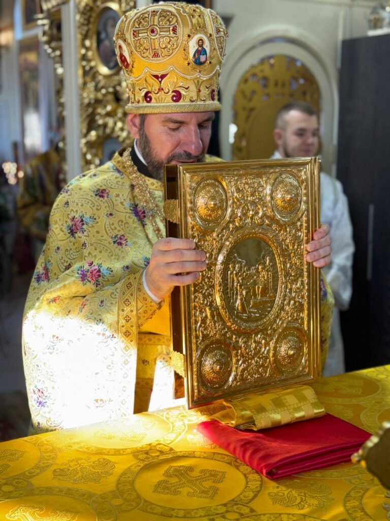 Літургія ювілею освячення престолу.
