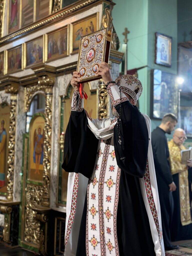 Велика вечірня.